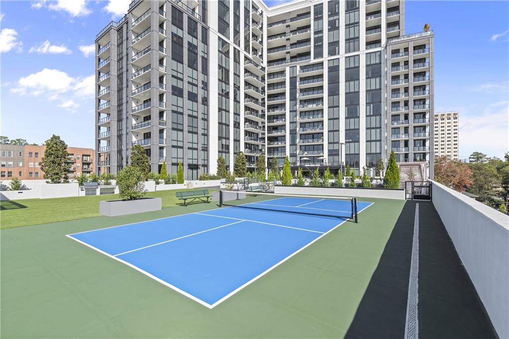 2425 Peachtree Road NE Unit 902