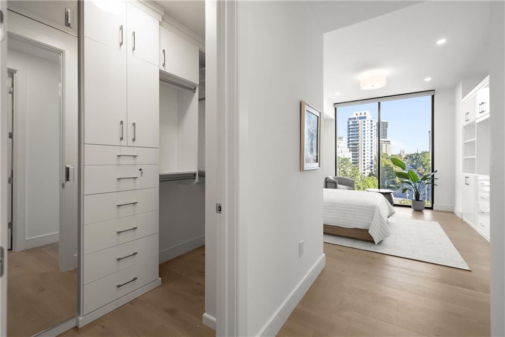 2425 Peachtree Road NE Unit 902