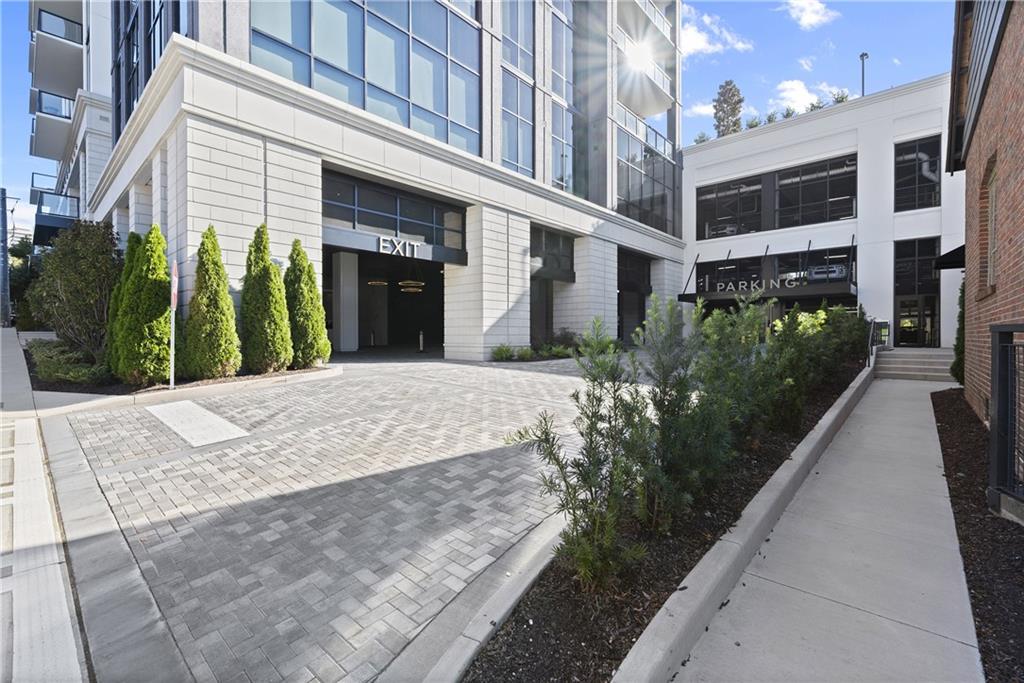 2425 Peachtree Road NE Unit 902