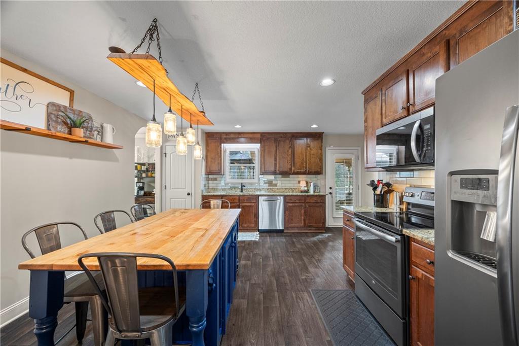 370 Petal Creek Lane