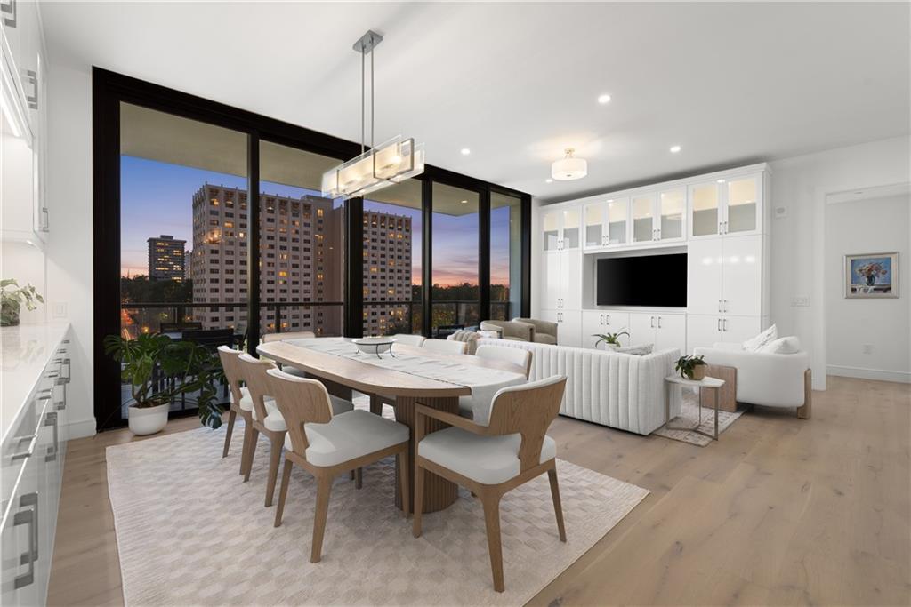 2425 Peachtree Road NE Unit 902