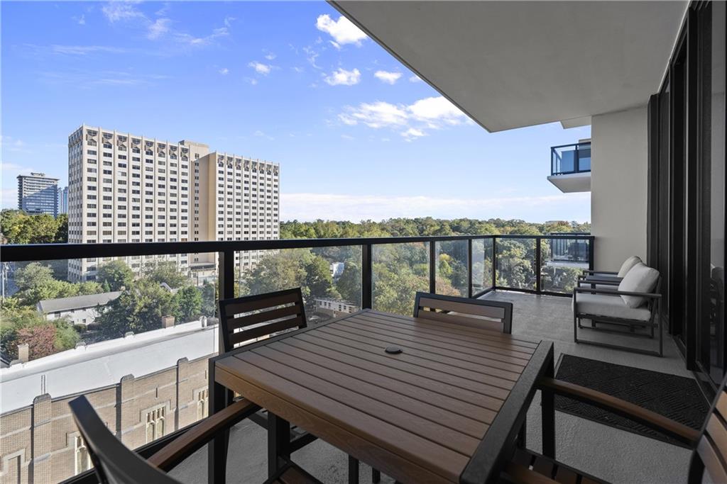 2425 Peachtree Road NE Unit 902