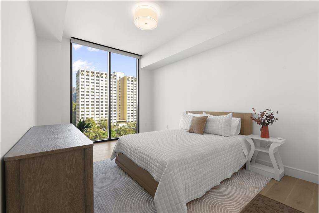 2425 Peachtree Road NE Unit 902