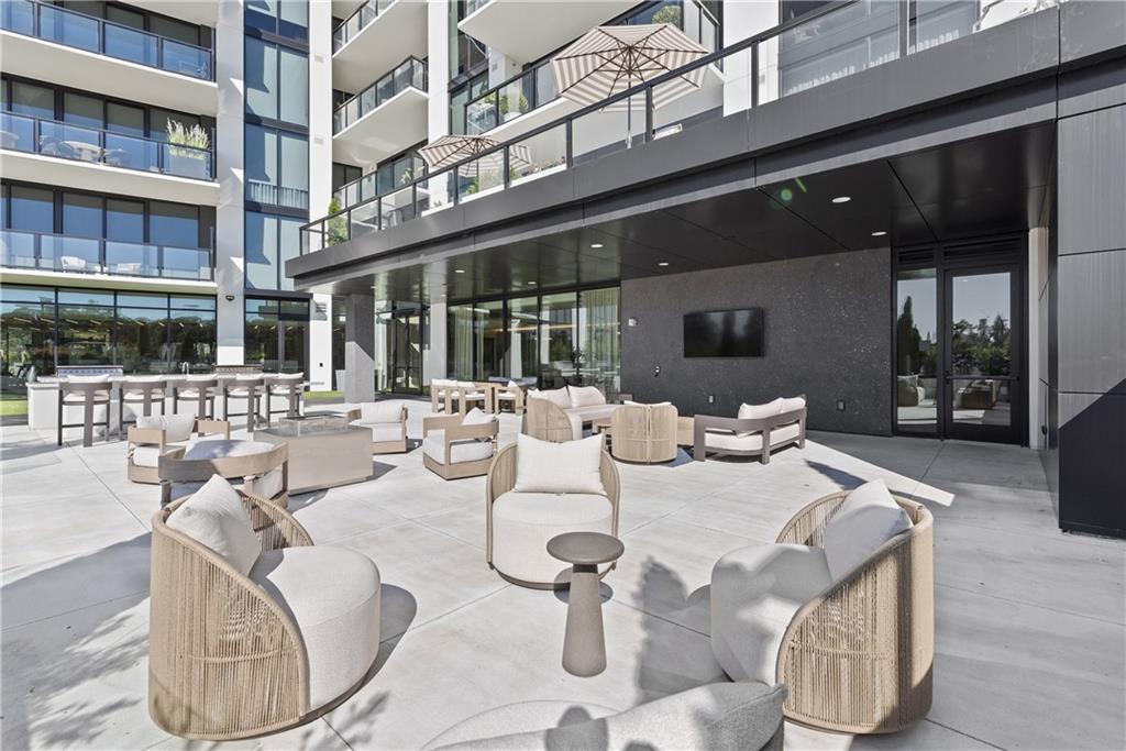 2425 Peachtree Road NE Unit 902