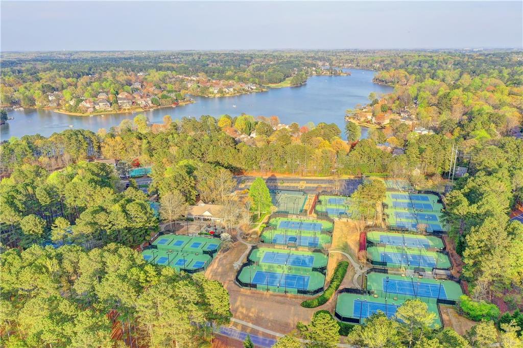 310 Fieldstone Walk