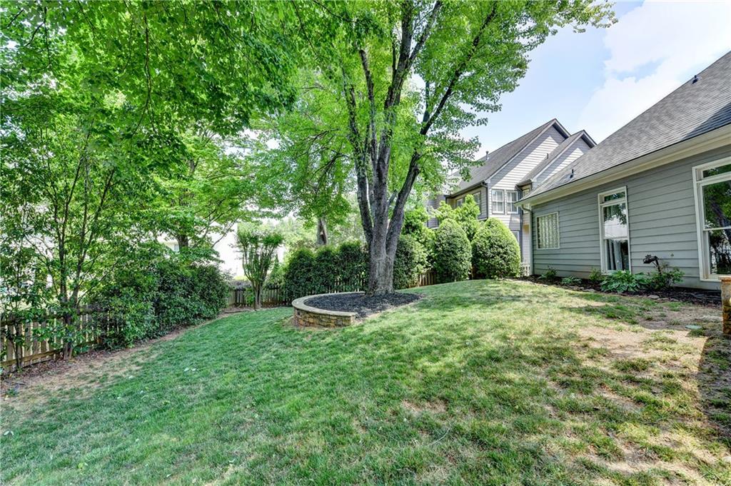 310 Fieldstone Walk