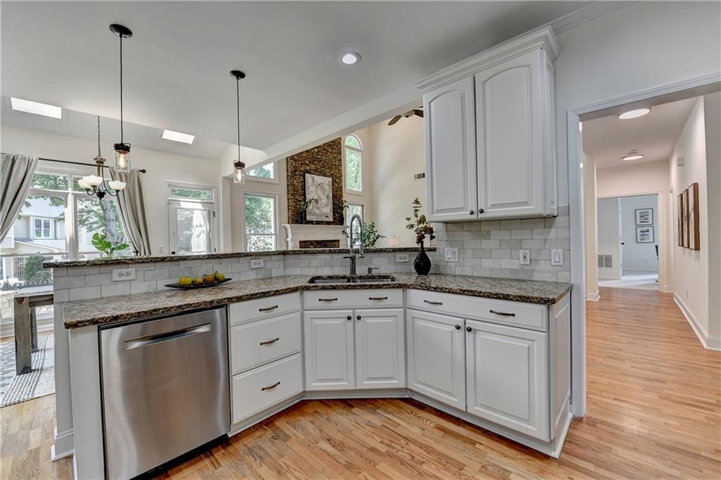 310 Fieldstone Walk
