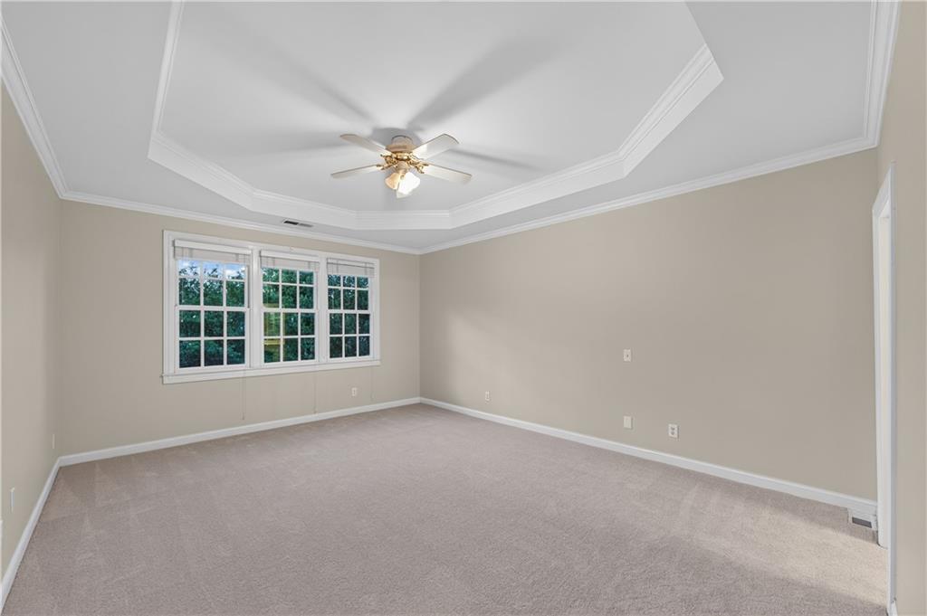 1055 Hedgerose Lane