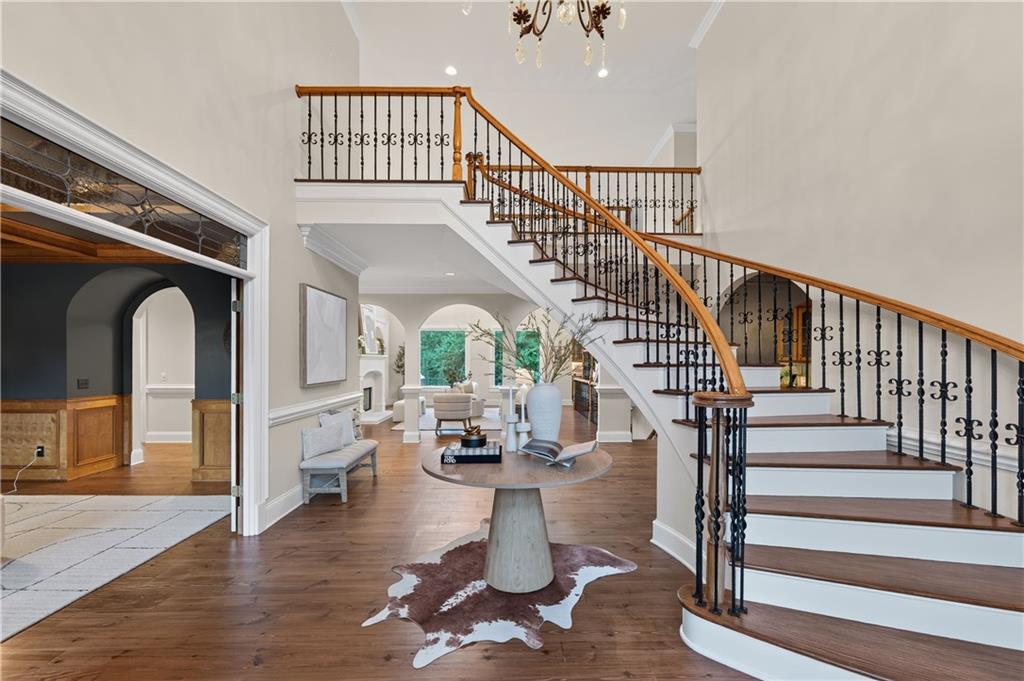 1055 Hedgerose Lane