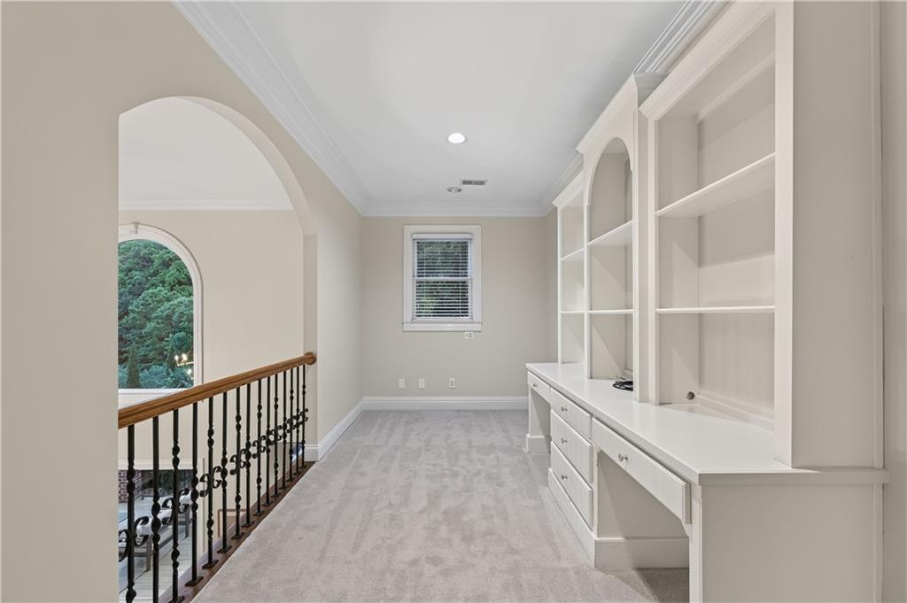 1055 Hedgerose Lane