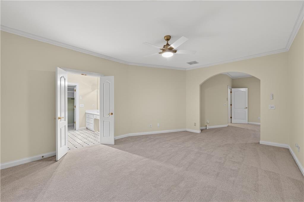 1055 Hedgerose Lane