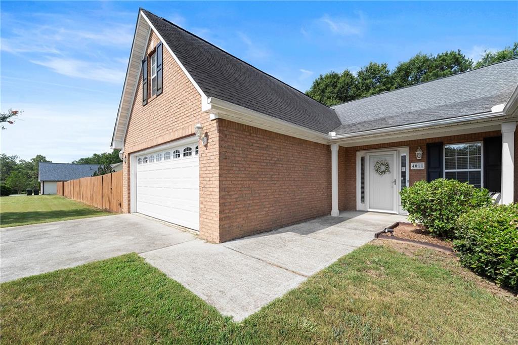 4011 Lafayette Way