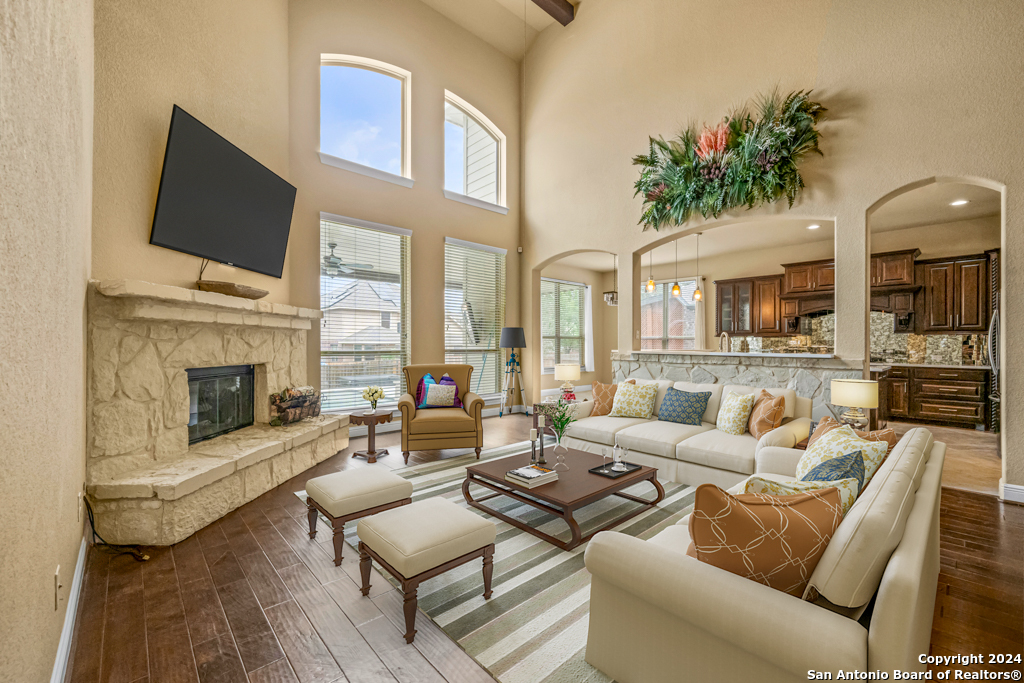 13059 Heritage Grove