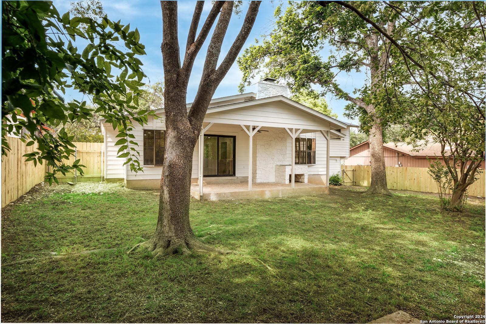 5610 EDIE ADAMS DR