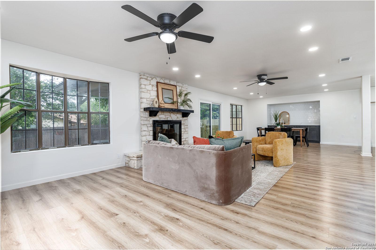 5610 EDIE ADAMS DR