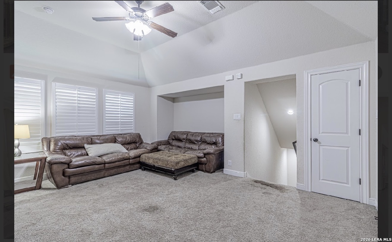 3803 Gran Heights