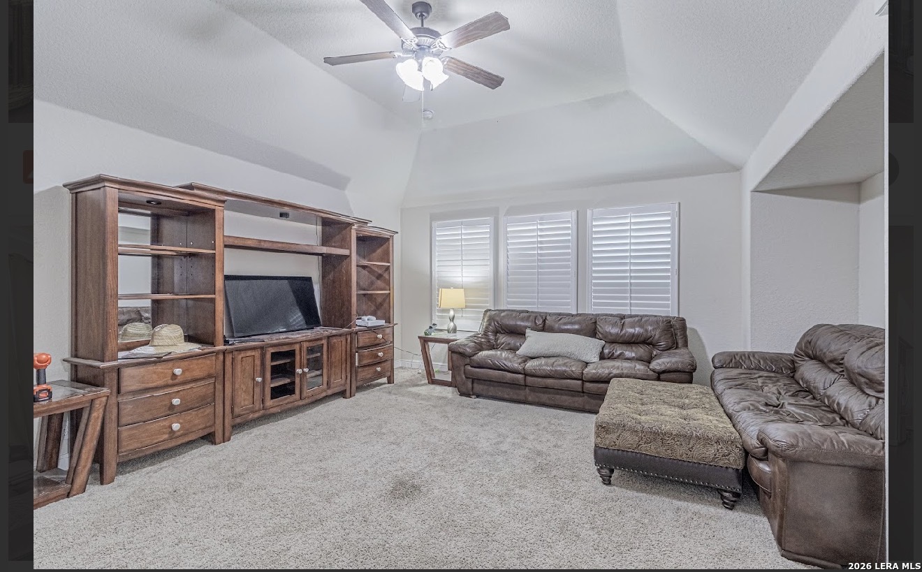3803 Gran Heights