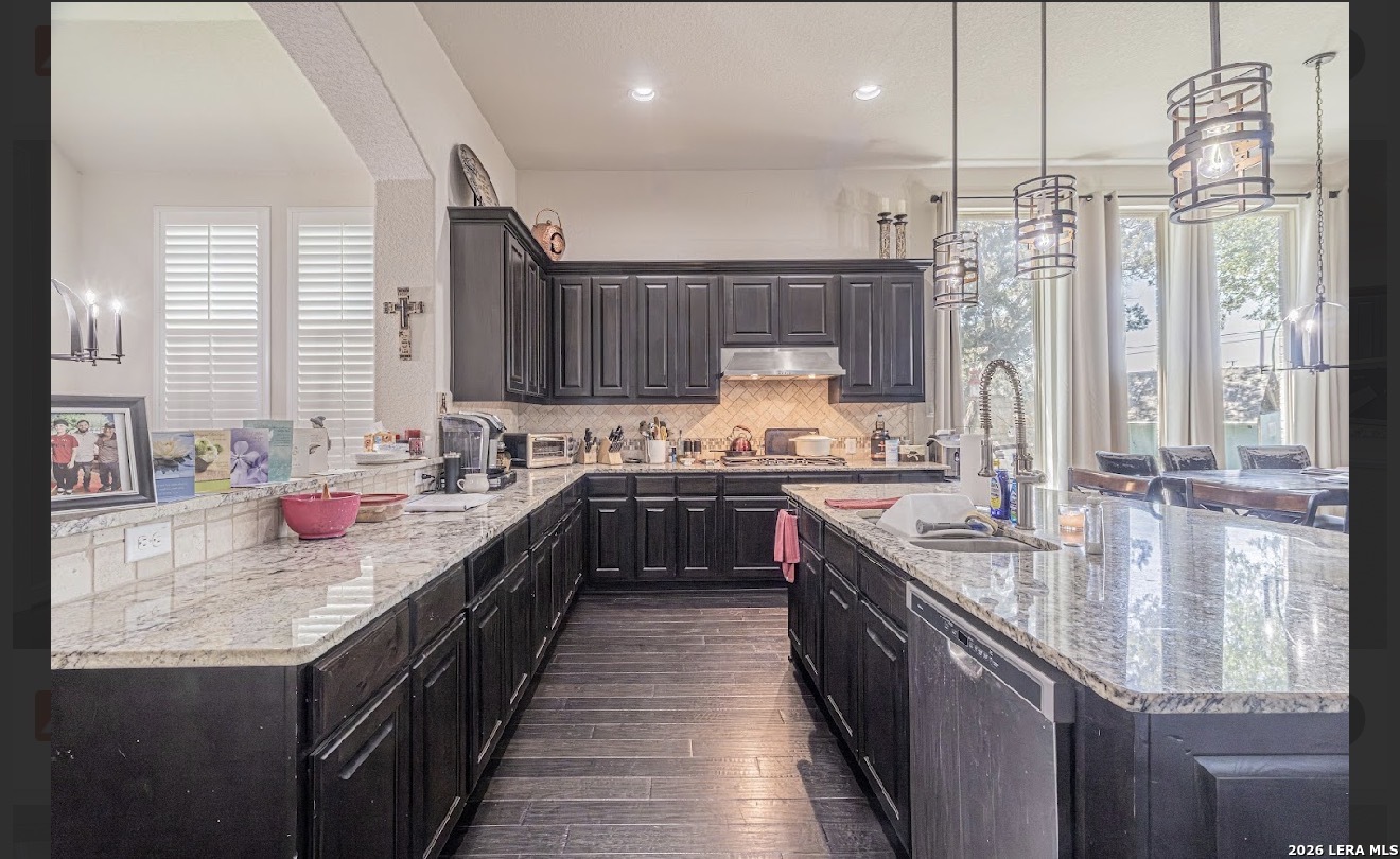 3803 Gran Heights
