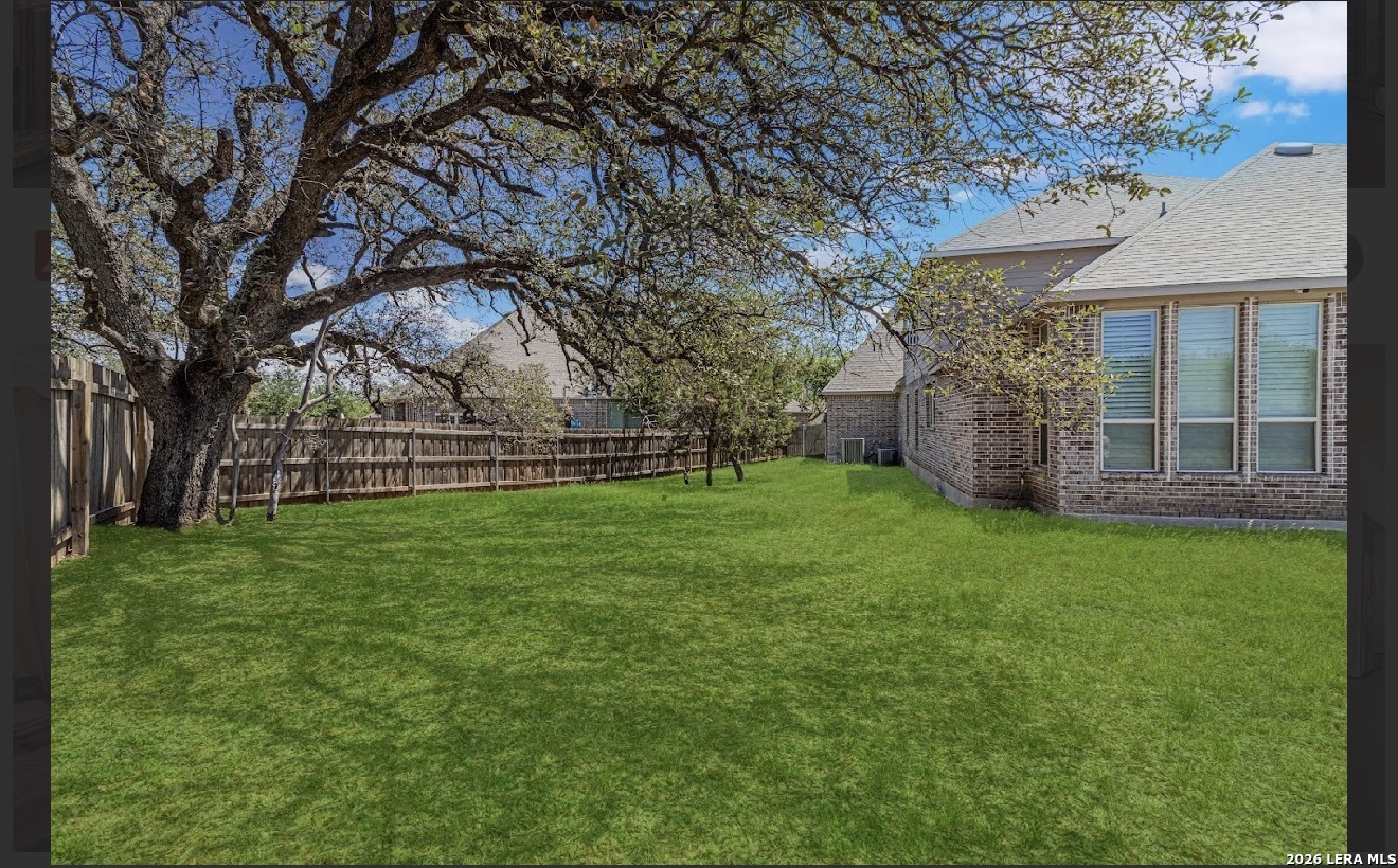 3803 Gran Heights