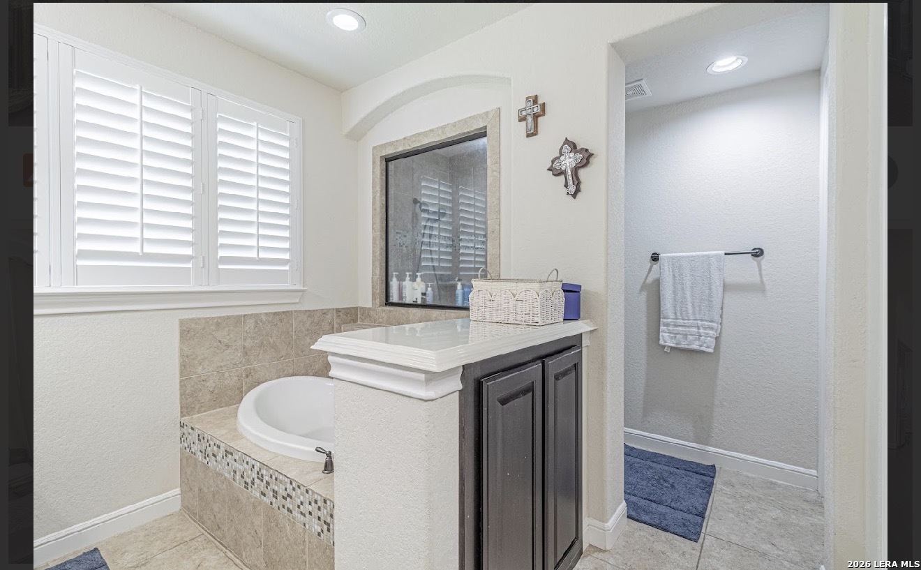 3803 Gran Heights