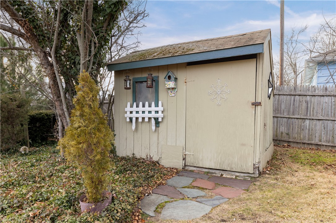 233 Palace Avenue