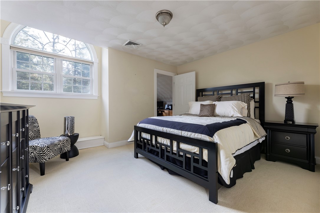 47 Wooded Grove Circle