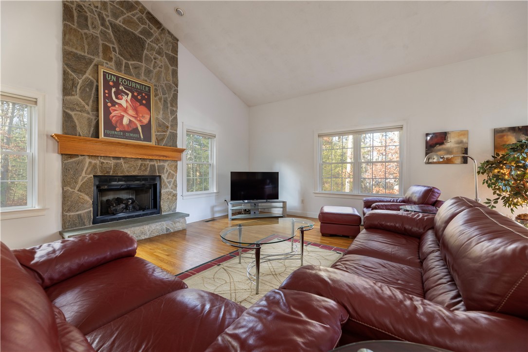 47 Wooded Grove Circle