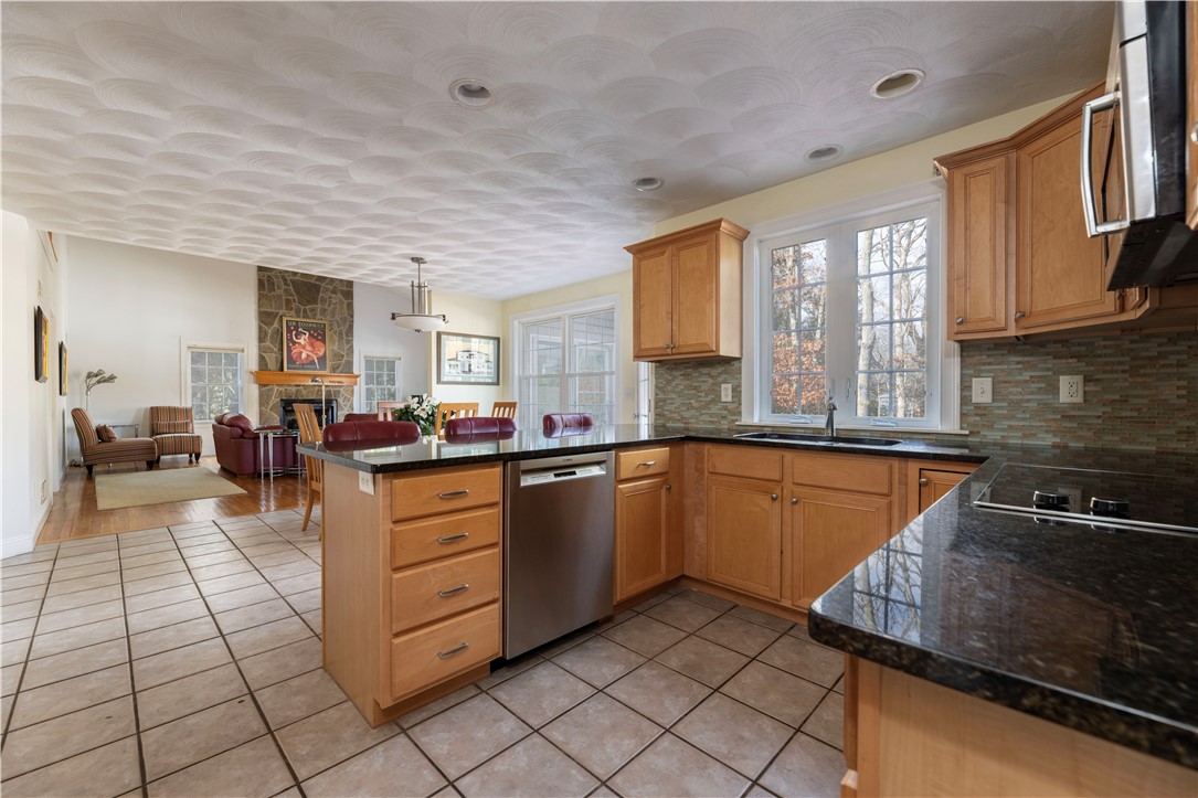 47 Wooded Grove Circle