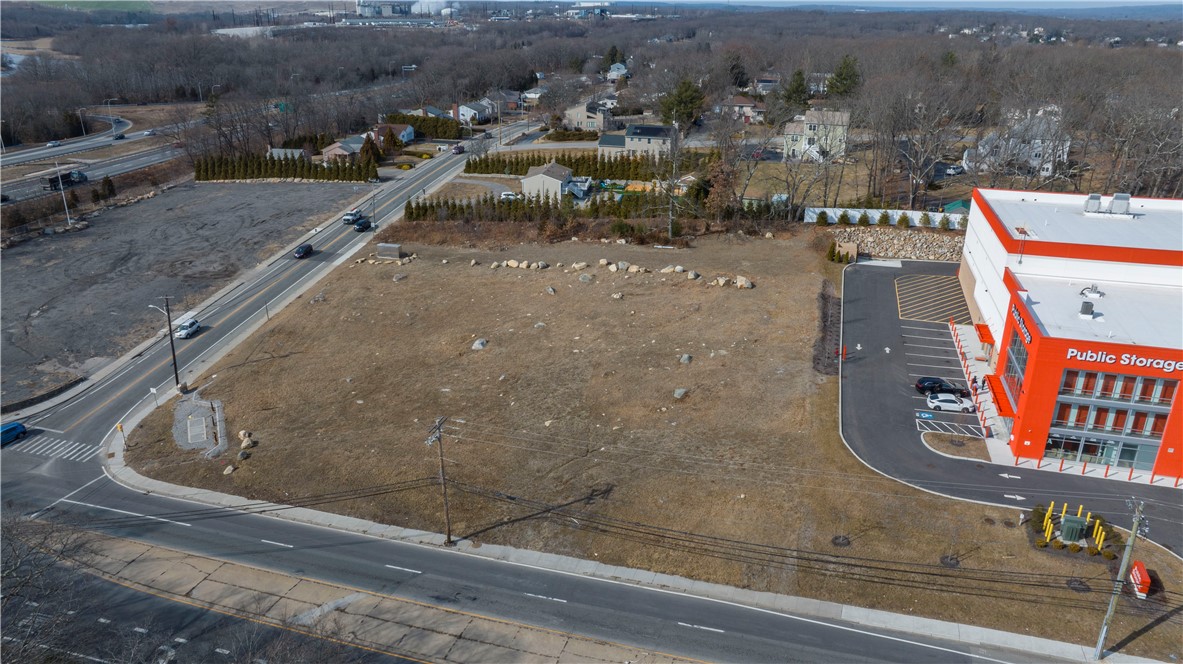 1827 Plainfield Pike