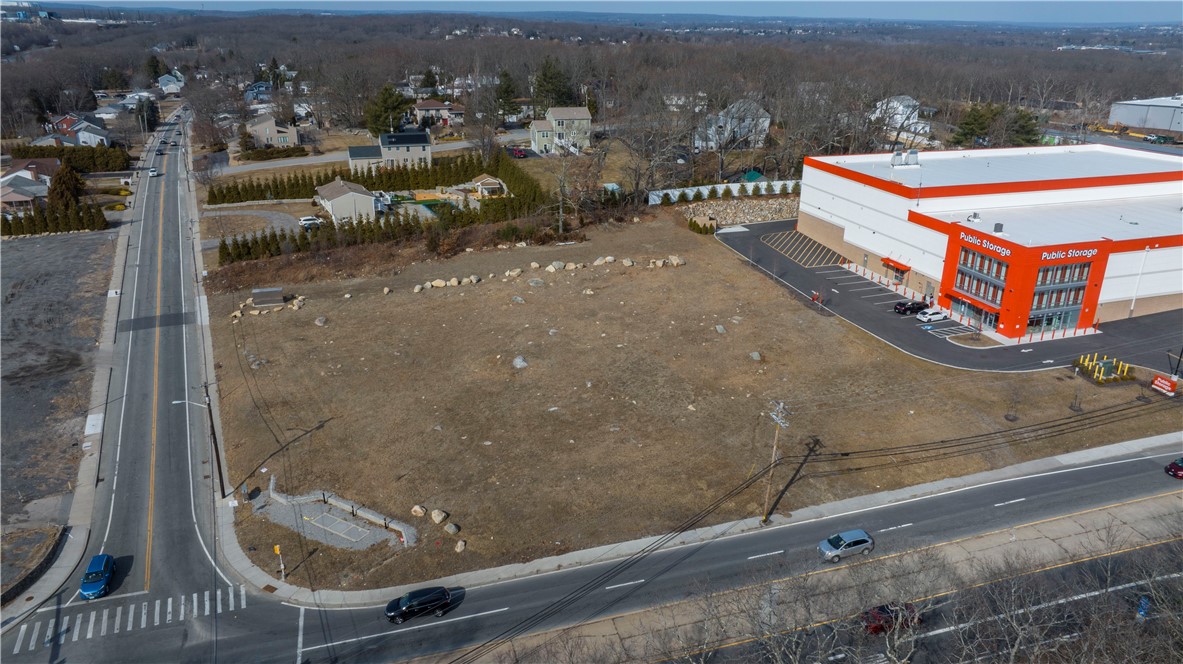 1827 Plainfield Pike