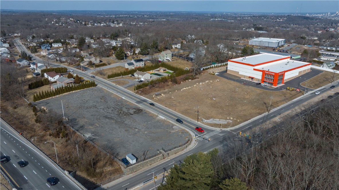 1827 Plainfield Pike