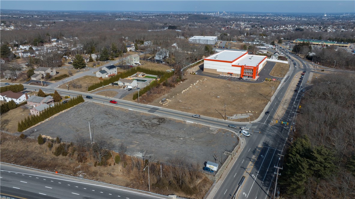 1827 Plainfield Pike