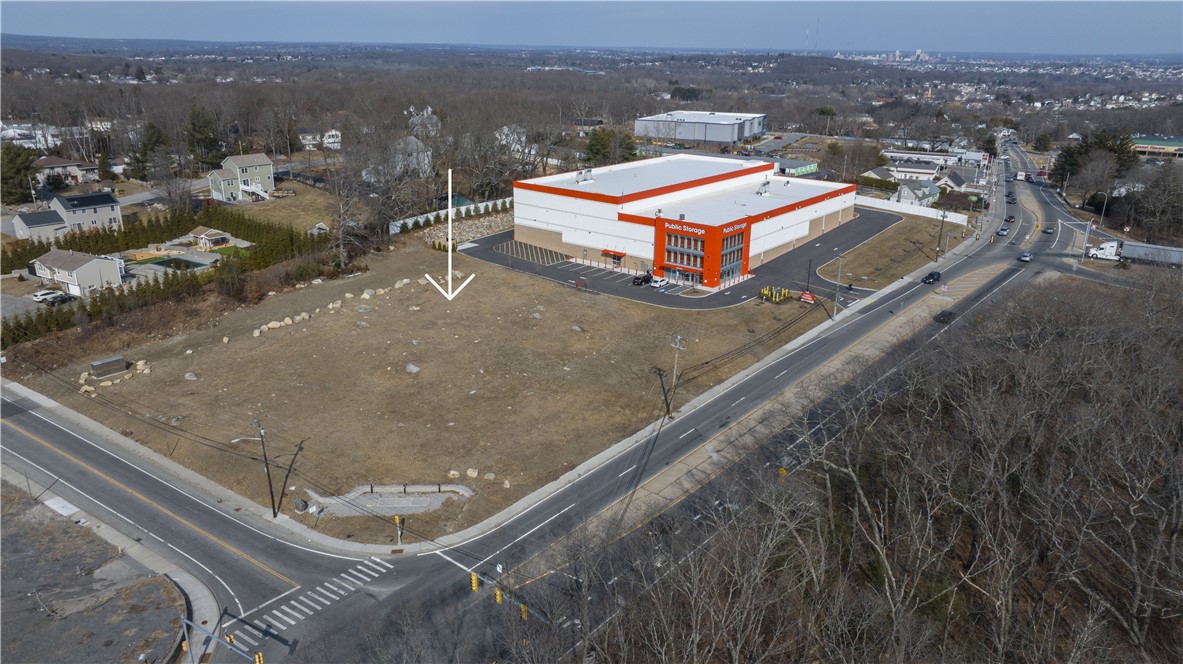 1827 Plainfield Pike