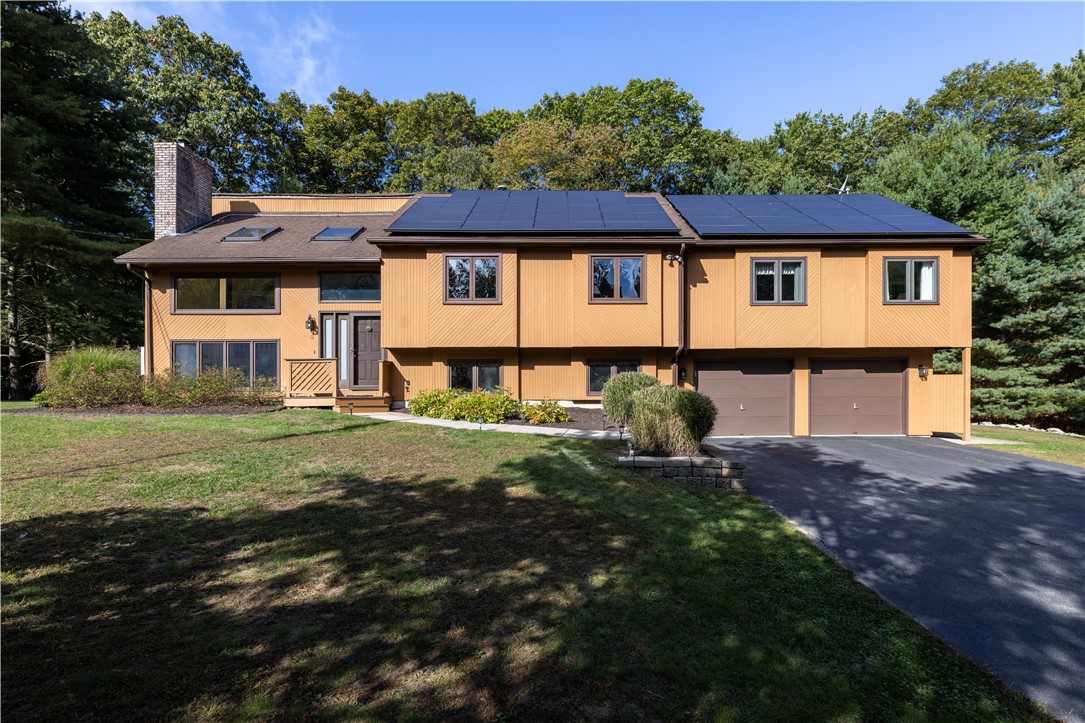 8 Robin Drive