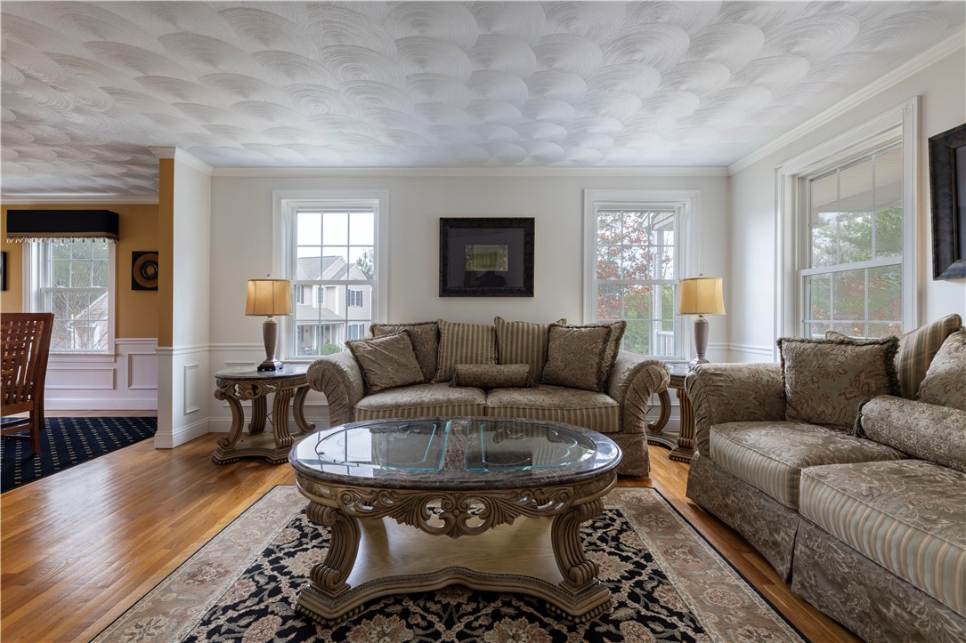 47 Wooded Grove Circle