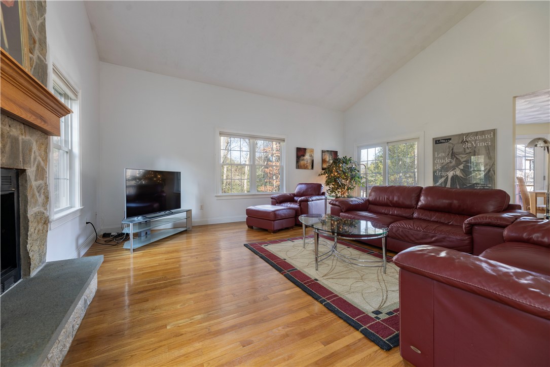 47 Wooded Grove Circle