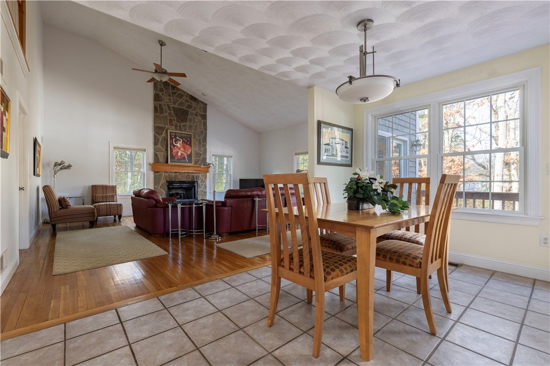 47 Wooded Grove Circle