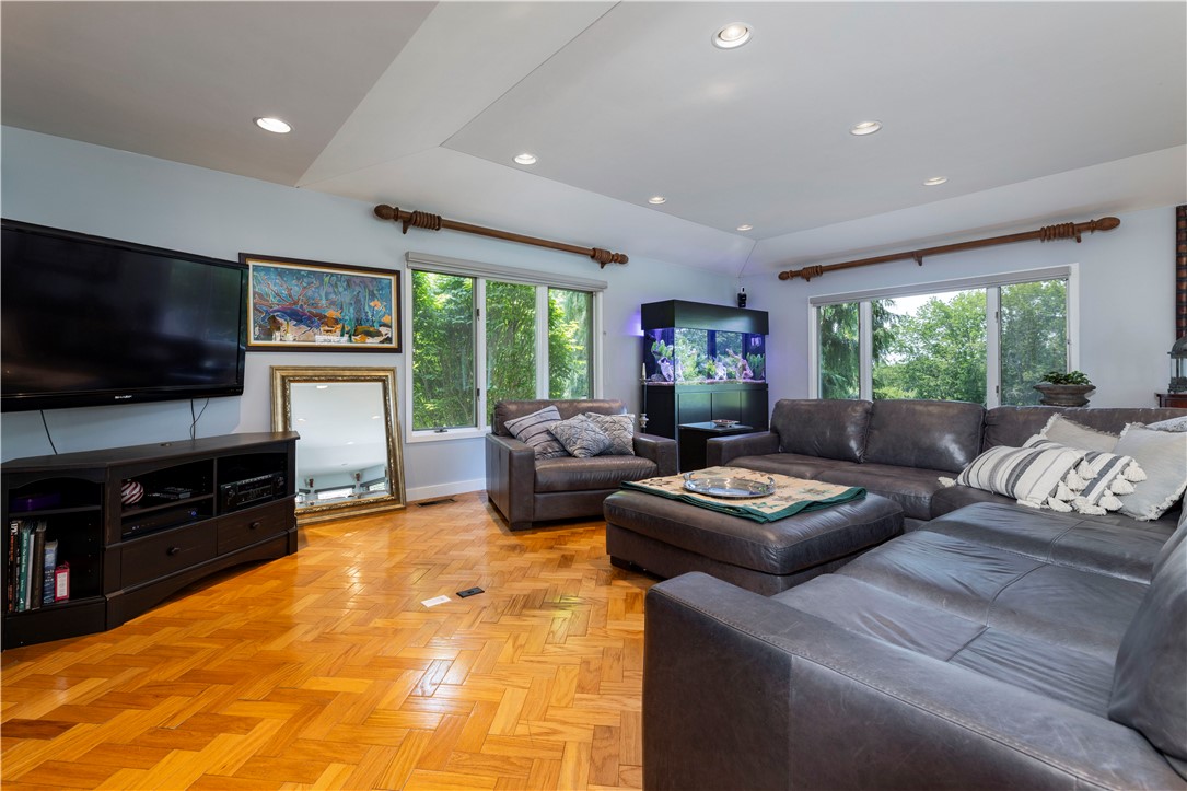 140 White Birch Circle