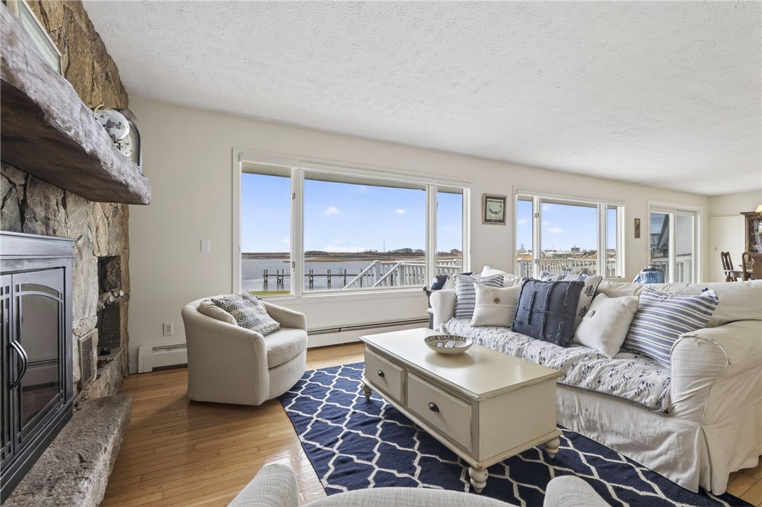 30 Dory Court