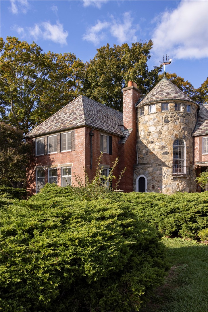2180 Tower Hill Road