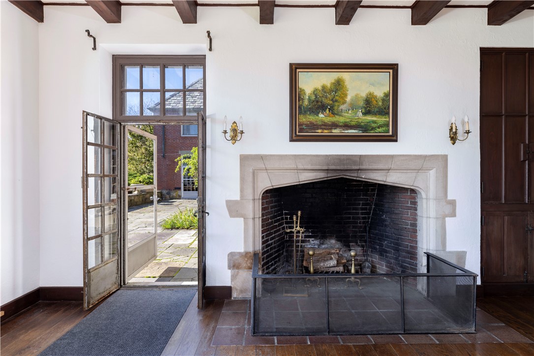 2180 Tower Hill Road