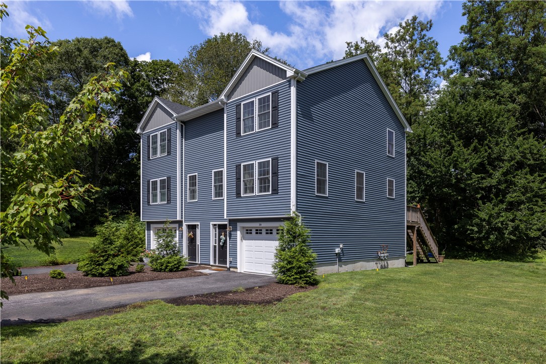 39 Stone Bridge Drive