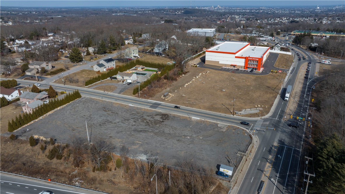 1835 Plainfield Pike Pike