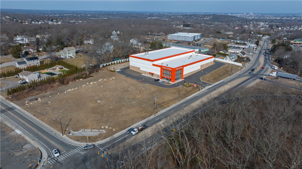 1835 Plainfield Pike Pike