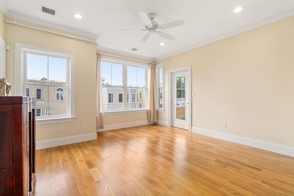 47 Mansfield St Unit: 47