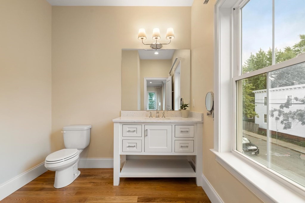 47 Mansfield St Unit: 47