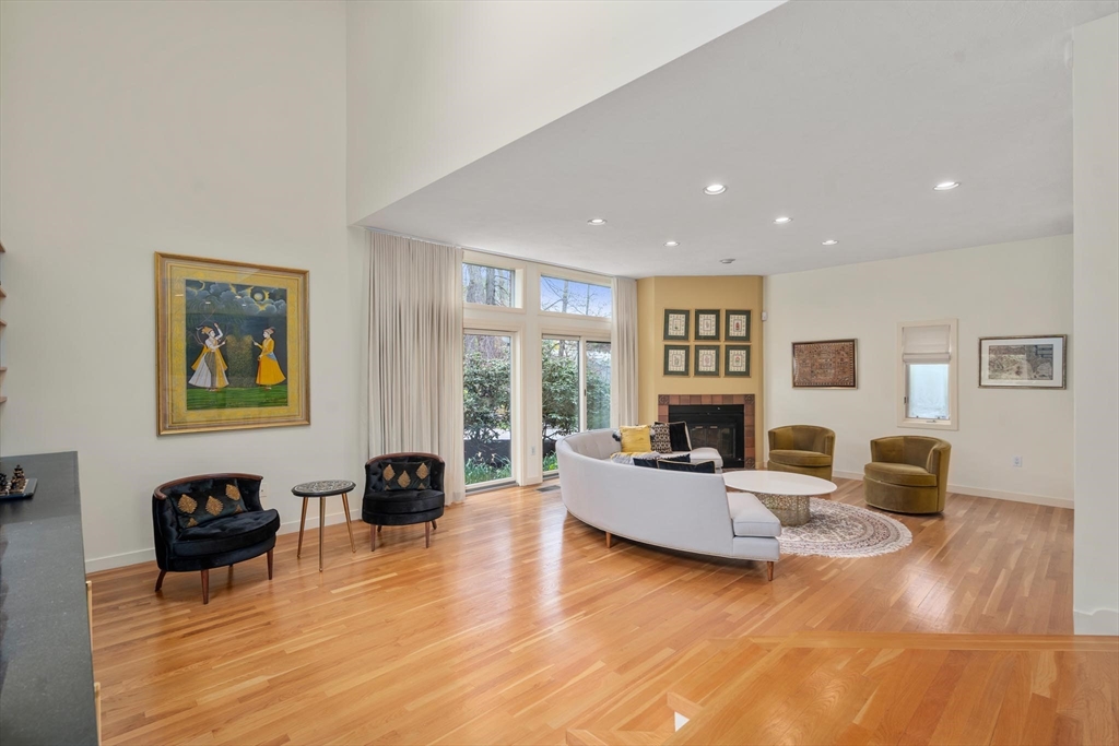 511 Boylston St # 511