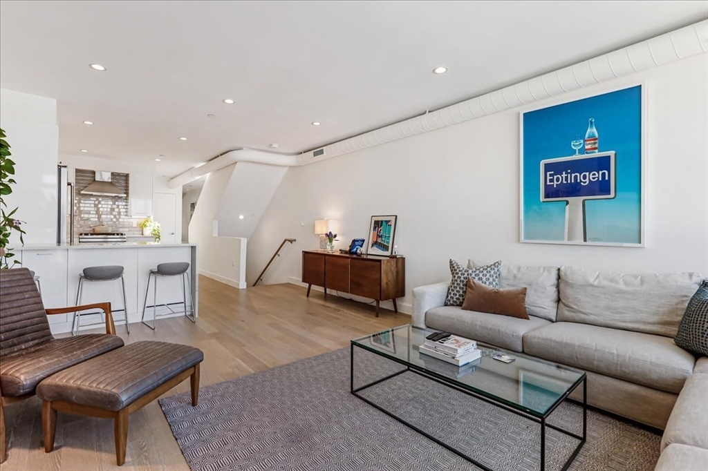 288 Marginal St. # 5