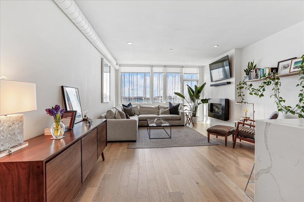288 Marginal St. # 5