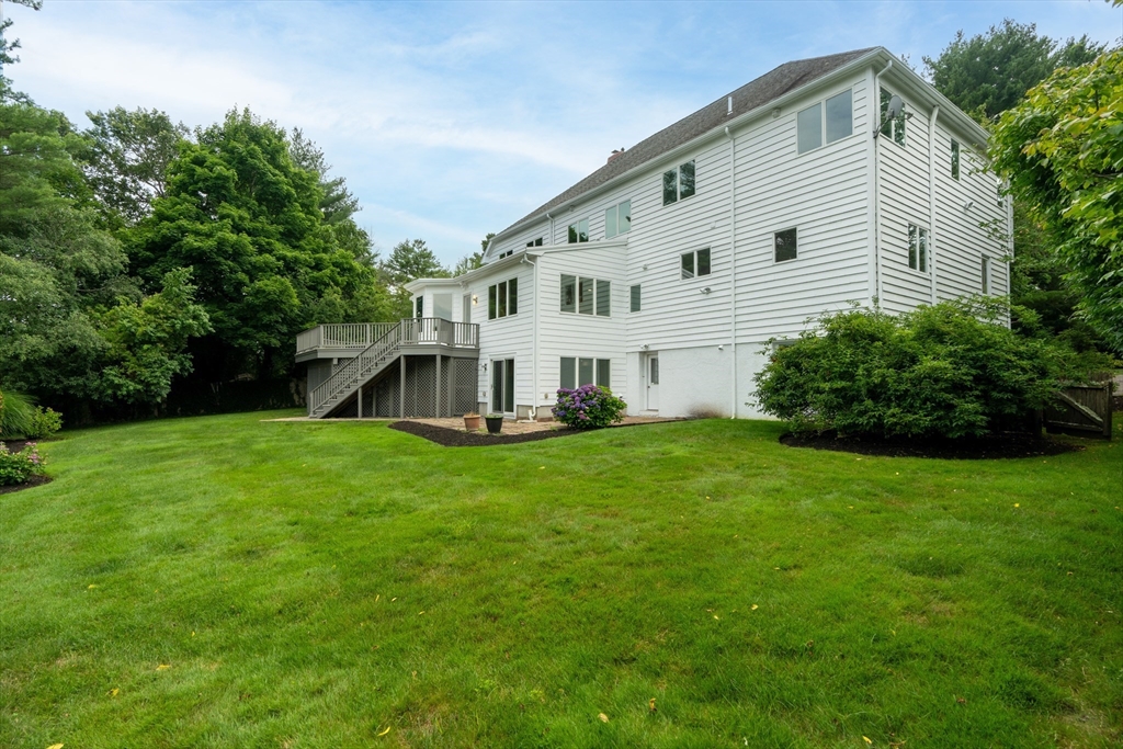 15 Marcellus Dr